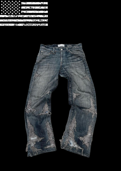 ‘LOST IN TIDES’ JEANS 𖦏